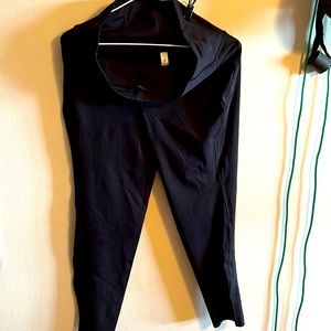 Lululemon All the Right Places black size 12 23’ inseam